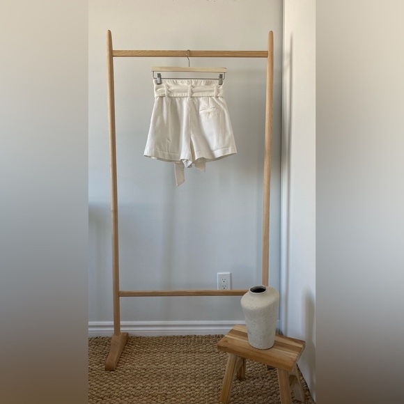 Wilfred Marne High Waisted Shorts - Picture 2 of 6